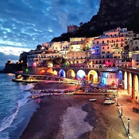 Appartement Lo Scorcio Del Borgo à Atrani Extérieur photo