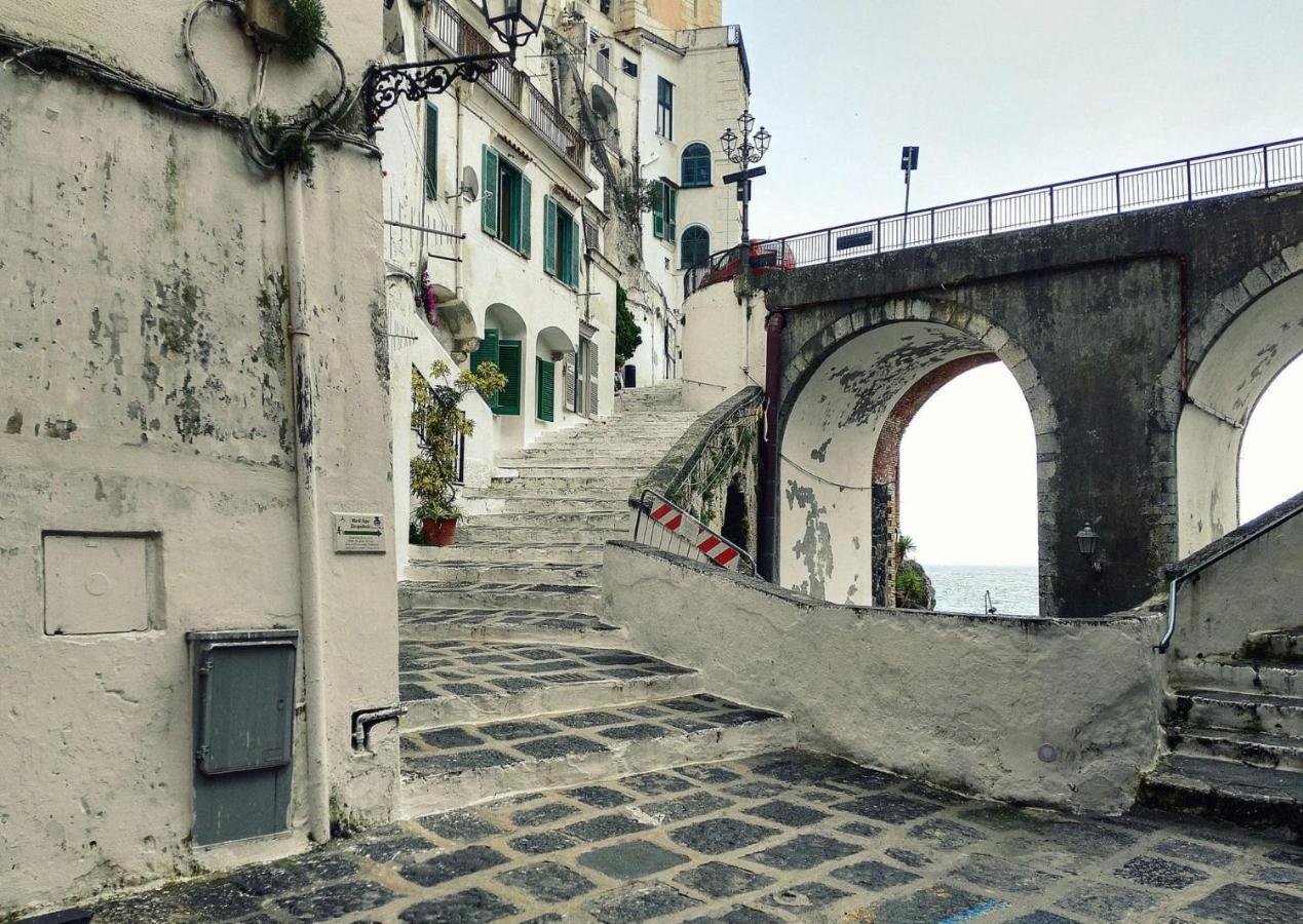 Appartement Lo Scorcio Del Borgo à Atrani Extérieur photo